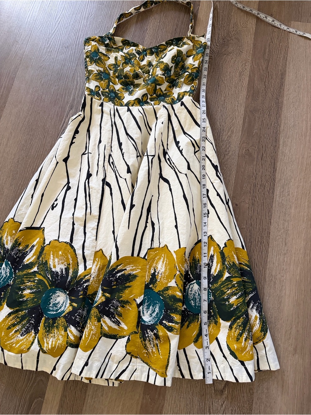Halter Chartreuse Floral Midi Dress in White, Mustard & Green artsy style - Picture 11 of 12